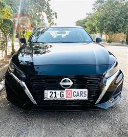 نيسان ألتيما